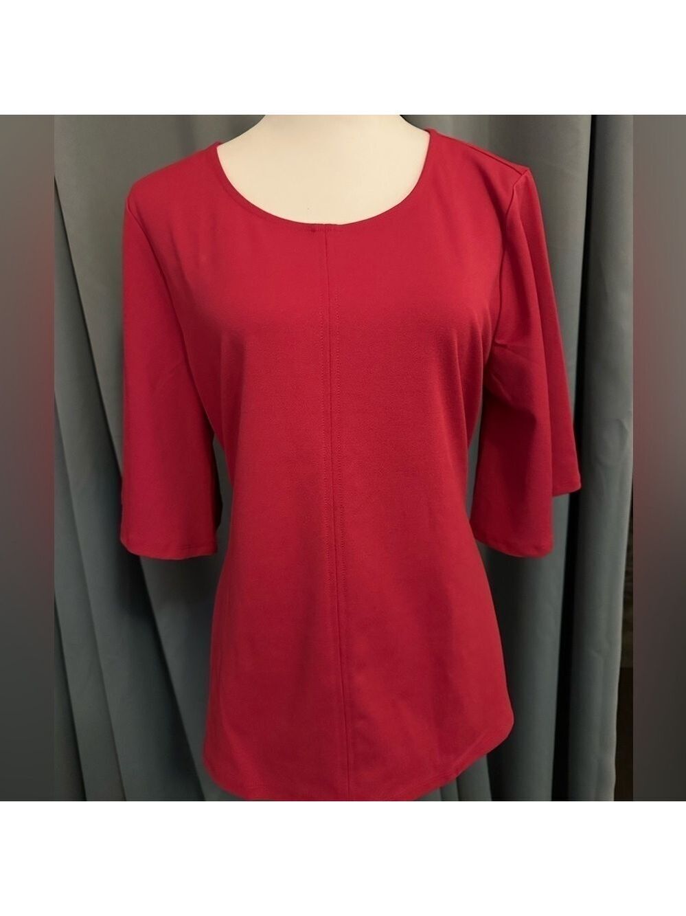 Ann Taylor stunning dark pink dress blouse Pre Loved in great condition